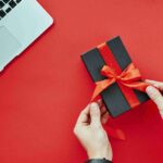 valentine di mata penulis