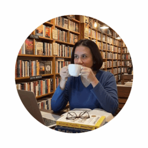 About Astrid Savitri